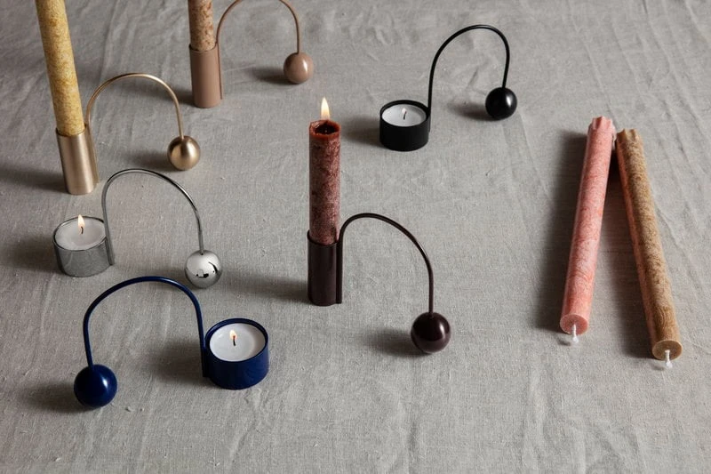 Ferm LIVING Bougeoir Balance, Laiton 4 Ferm LIVING Bougeoir Balance, Laiton – Image 4