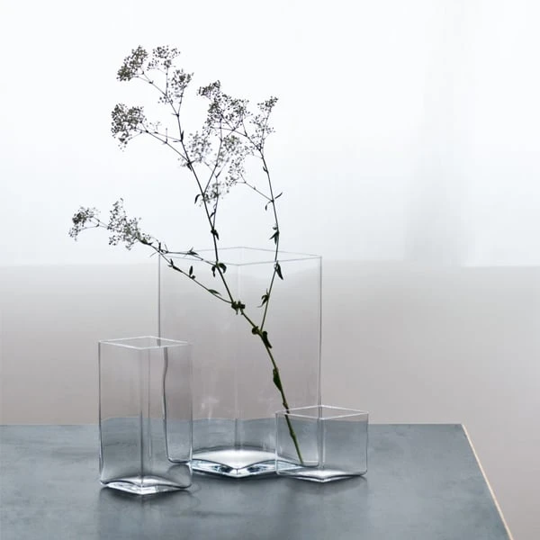 Iittala Vase Ruutu, 115 X 180 mm, Gris 2 Iittala Vase Ruutu, 115 X 180 mm, Gris – Image 2