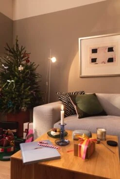 HAY Bougeoir Moyen Flare, Bleu Clair Avec Bord Rouge -Décoration D'Intérieur 2021 09 30 FDS Valmiit VVV 32