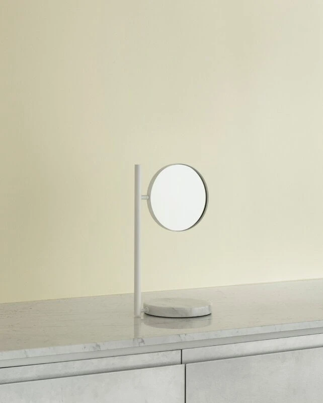 Normann Copenhagen Miroir De Table Pose, Blanc 5 Normann Copenhagen Miroir De Table Pose, Blanc – Image 5
