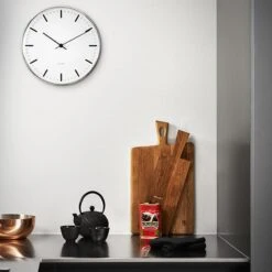 Arne Jacobsen Horloge Murale AJ City Hall, 29 cm -Décoration D'Intérieur 34Rosendahl iso HV