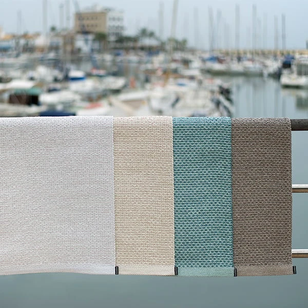 Pappelina Tapis Svea, 140 X 220 cm, Blanc Métallisé 2 Pappelina Tapis Svea, 140 X 220 cm, Blanc Métallisé – Image 2