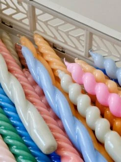 HAY Bougies Long Twist, Lot De 6, Menthe - gris Clair - vert -Décoration D'Intérieur Candle family 01 1