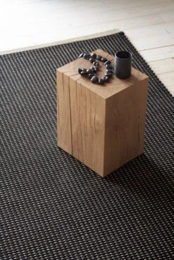 Woodnotes Tapis Duetto 1, Naturel - Noir -Décoration D'Intérieur Duetto 1 17101002 colnatural black hand woven 2 woodnotes