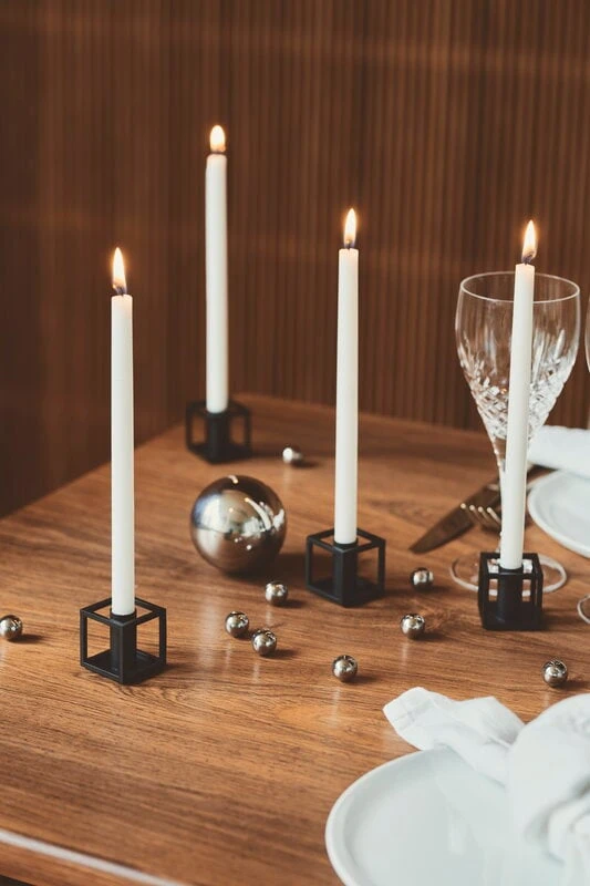 By Lassen Bougies Kubus Micro, Lot De 9, Blanc 4 By Lassen Bougies Kubus Micro, Lot De 9, Blanc – Image 4