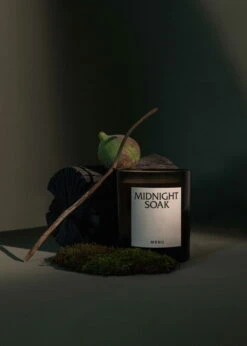 MENU Bougie Parfumée Olfacte, 235 g, Midnight Soak -Décoration D'Intérieur MENU MENU The Olfacte Scented Candle Midnight Soak 2