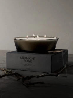 MENU Bougie Parfumée Olfacte, 428 g, Midnight Soak 9 MENU Bougie Parfumée Olfacte, 428 g, Midnight Soak -Décoration D'Intérieur MENU Olfacte Scented Candle Midnight Soak 2