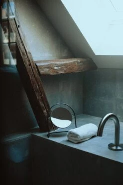 MENU Miroir Sur Pied Nimbus, Laiton Bronzé -Décoration D'Intérieur NIMBF4 TM