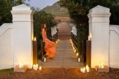 Uyuni Lighting Bougie Pilier LED D’extérieur, 7,8 x 17,8 cm, Blanc -Décoration D'Intérieur Outdoor Candles bridge woman in dress large