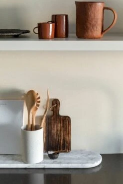 Northern Planche De Service Podium, 90 cm, Marbre Blanc Mélangé -Décoration D'Intérieur Podium white kitchen top Northern ph PO Solvberg High res 1