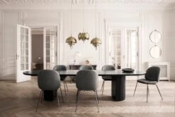 GUBI Miroir Randaccio Circular, 60 cm -Décoration D'Intérieur Randaccio Mirror Beetle Chair Colpi MC946A09 piping Colpi MC946A09 Moon Dining Table Multi Lite Bestlite BL1 on