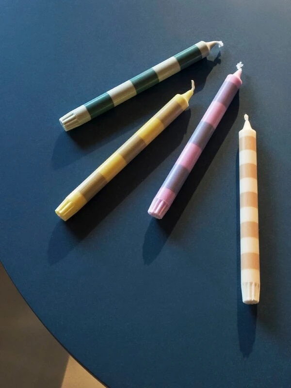 HAY Bougie Stripe, Jaune - Blanc 4 HAY Bougie Stripe, Jaune - Blanc – Image 4