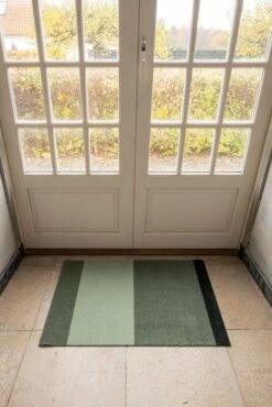 Tica Copenhagen Tapis Stripes Horizontal, 60 x 90 cm, Vert -Décoration D'Intérieur TICA Floormat Stripes H 10043 60x90 5710555100432 10