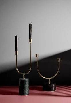 AYTM Bougeoir Grasil, Noir/doré 8 AYTM Bougeoir Grasil, Noir/doré -Décoration D'Intérieur aytm 16aw interiors 002