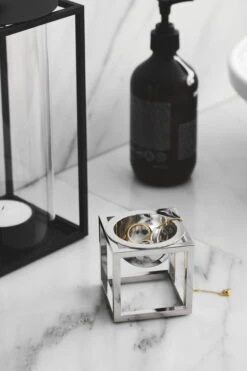 By Lassen Bol Kubus, Mini, Nickel 8 By Lassen Bol Kubus, Mini, Nickel -Décoration D'Intérieur byLassen LightIn Kubus Bowl Mini Nickel 1