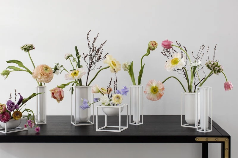 By Lassen Vase Kubus Flora, Blanc 4 By Lassen Vase Kubus Flora, Blanc – Image 4